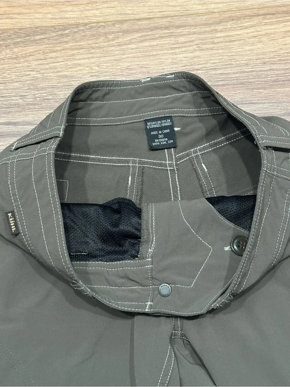 Kuhl Renegade Shorts in Olive Green Size 30